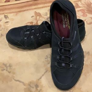 Skecher Navy Slip On Sneaker